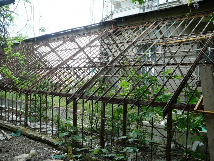 014b_greenhouse_livadia_2010.jpg