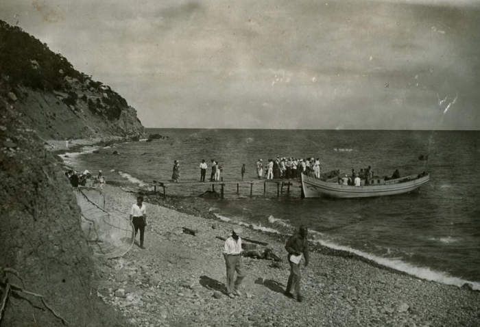 047_quay_of_nikita_1937.jpg