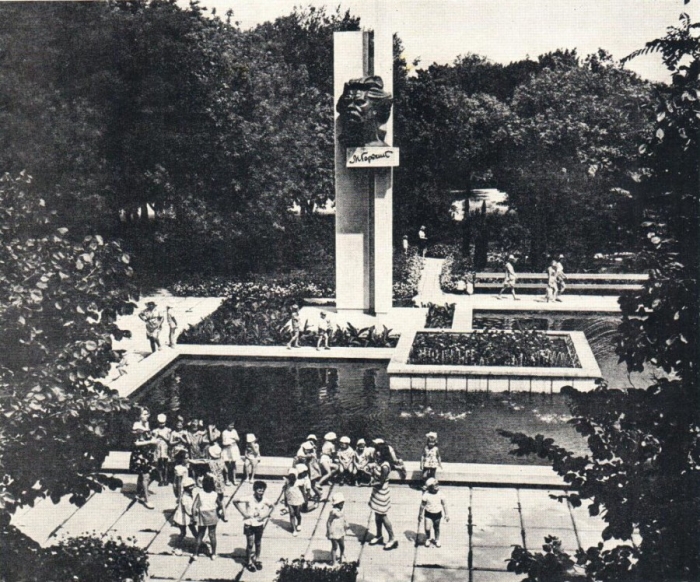1053723_900.jpg