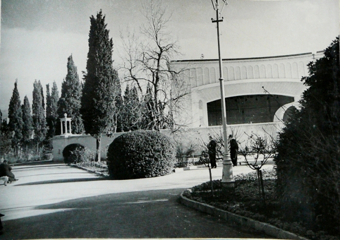 1960.jpg