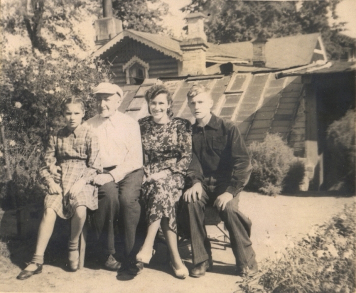 alexinsky_yalta_004.jpg