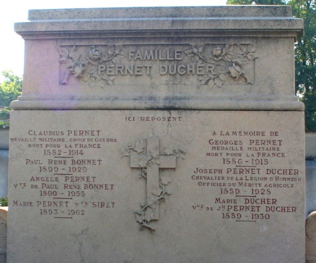 caveau-pernet-ducher-detail.jpg