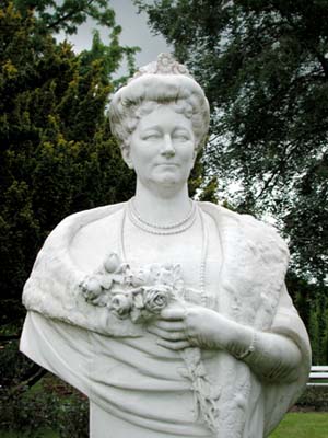 kaiserin_rosarium.jpg