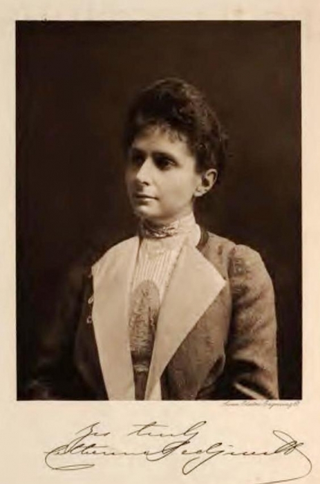 katerina-luczszaja1.jpg