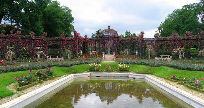 lhay_les_roses_005.jpg
