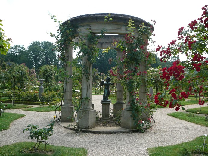 lhay_les_roses_008.jpg