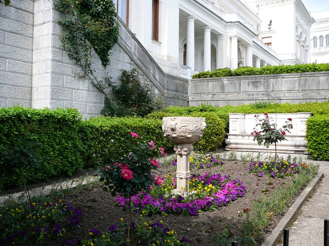 livadia_roses.jpg