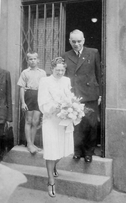 nicolai_krjukovskij_and_vera.jpg