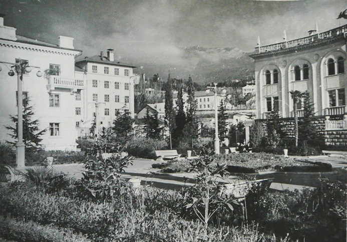 yalta_square_1961.jpg